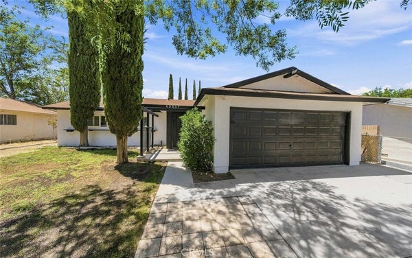 43337 FANCHON AVE, LANCASTER, CA 93536 - Image ea1e398828468ac57e73e2abed1fb6cd/3375596168