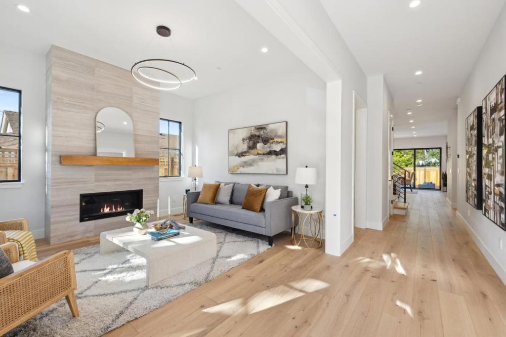 Properties 4 749 Tamarack Avenue