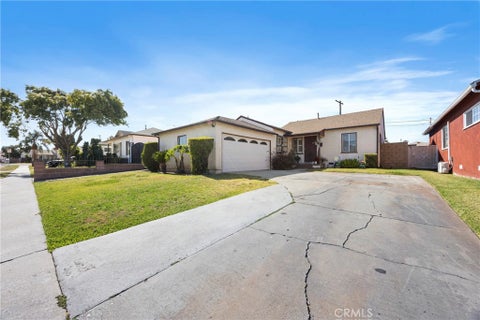 Photo of 1801 W Brazil Street, Compton, CA 90220 (MLS # PW26129560)