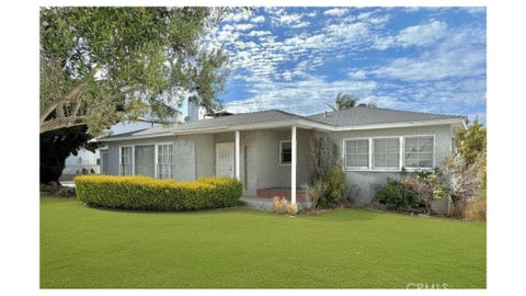 Photo of 1633 Artesia BLVD, Manhattan Beach, CA 90266 (MLS # SB26169444)