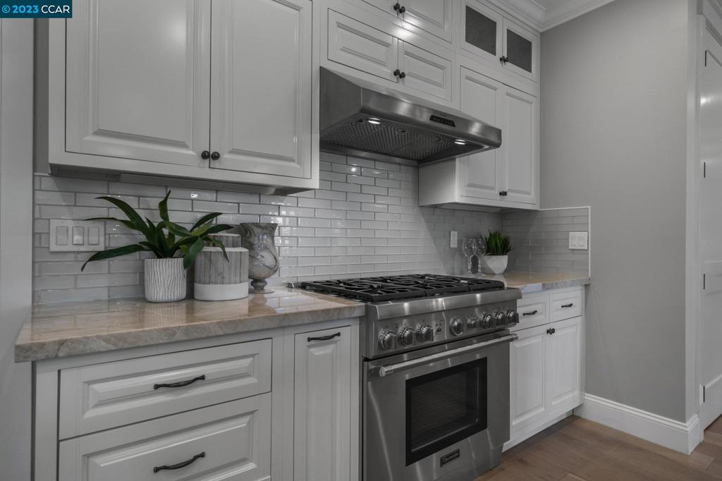 PALO ALTO - Residential