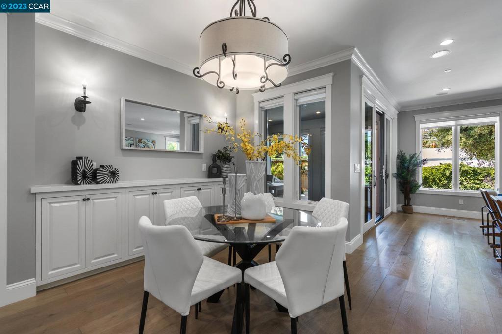 PALO ALTO - Residential