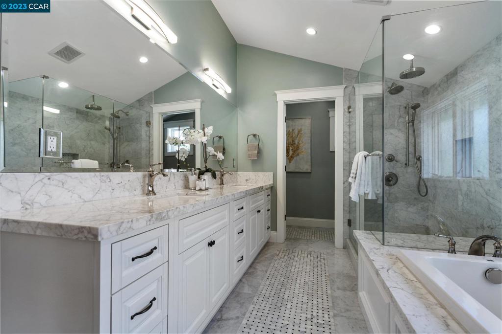 PALO ALTO - Residential