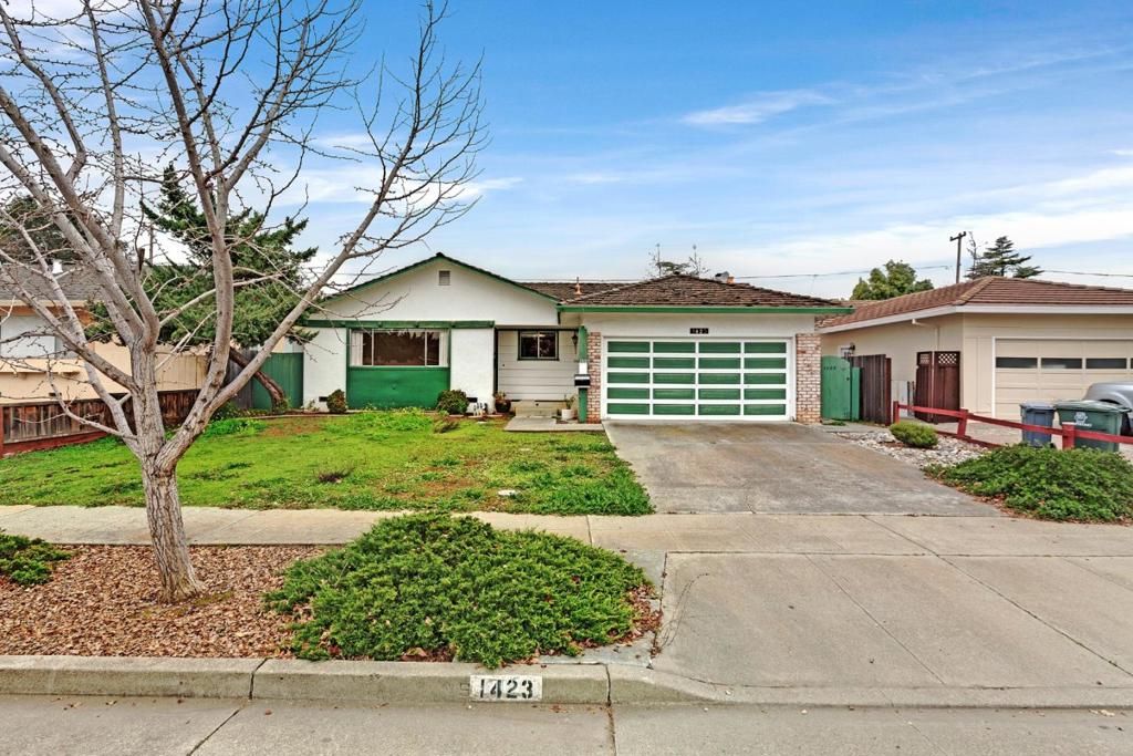 Photo of 1423 Primrose Way, Cupertino, CA 95014 (MLS # ML82032099)
