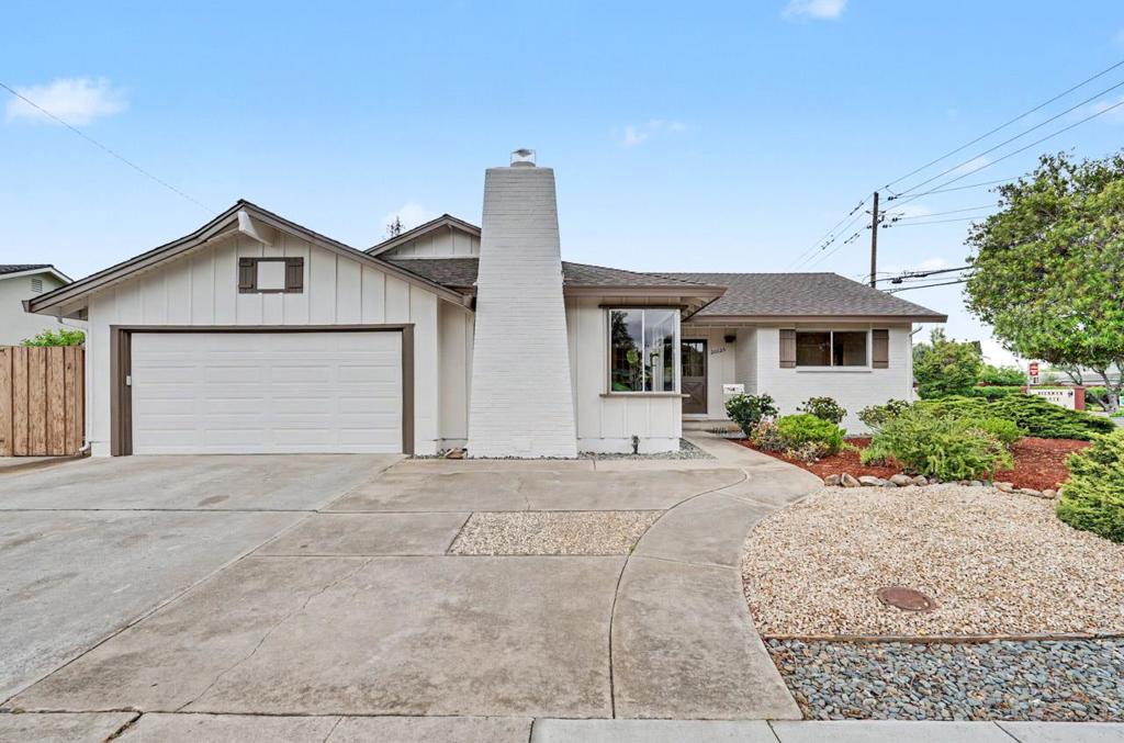 20025 Cedar Tree Lane