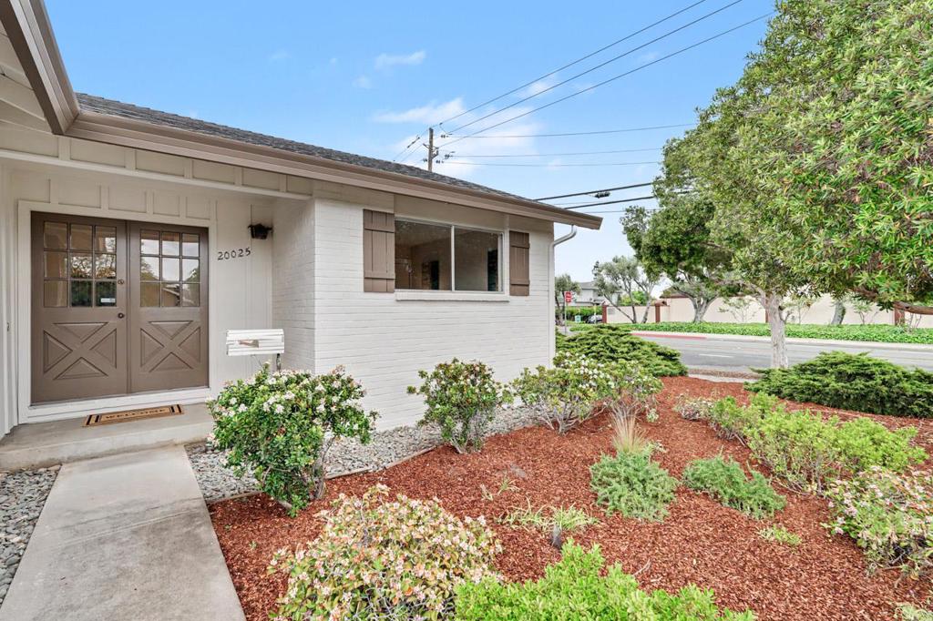 20025 Cedar Tree Lane