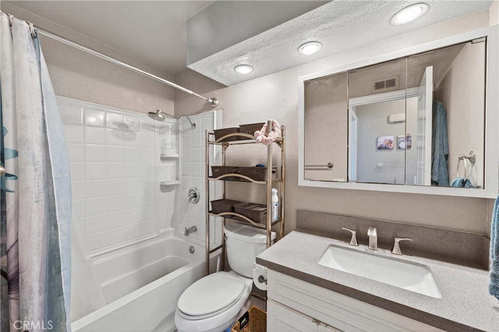 Hillcrest Village (HV) - Residential