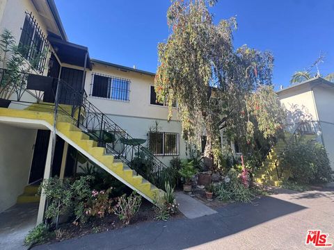 Photo of 110 S Rampart Boulevard #3, Los Angeles, CA 90057 (MLS # 26673333)