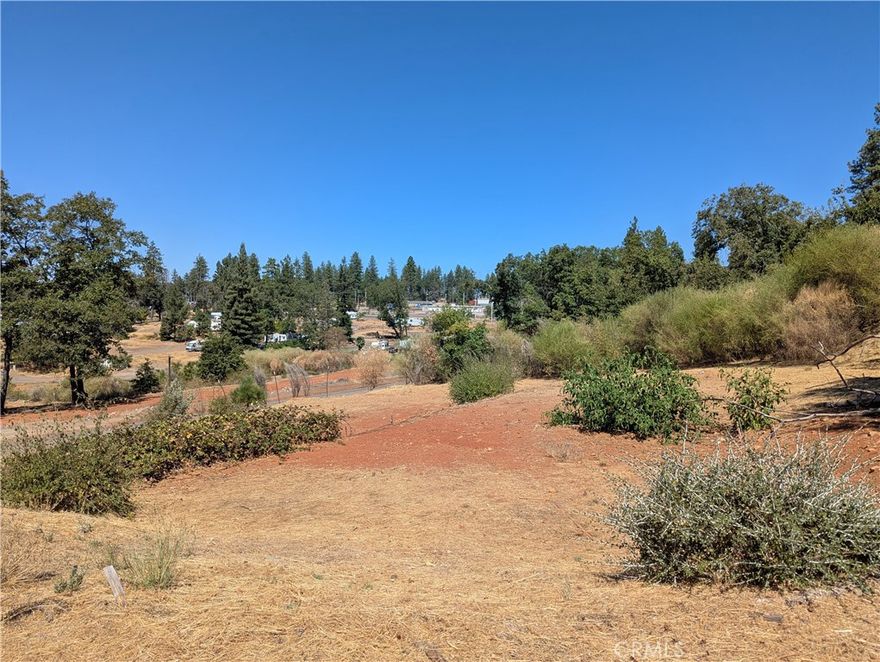 Look no further! Your dream home awaits...but first you need this property! Close to shopping, schools and all the amenities the town of Paradise has to offer!