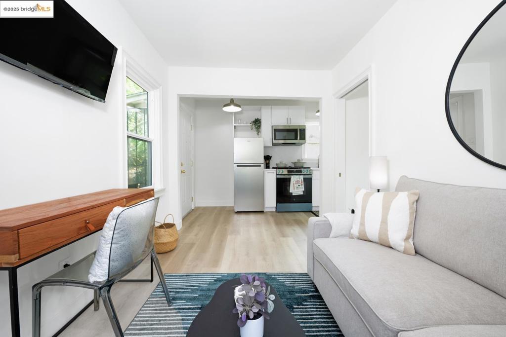 TRESTLEGLN - Residential Lease