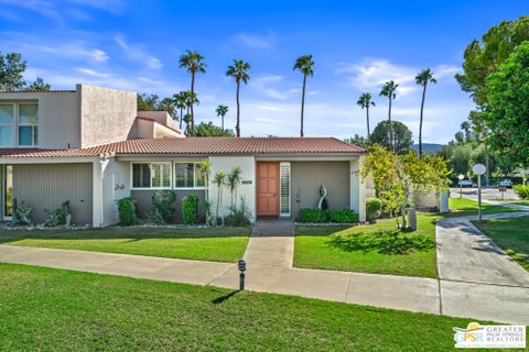 Photo of 2522 N Whitewater Club Drive #D, Palm Springs, CA 92262 (MLS # 26912537PS)