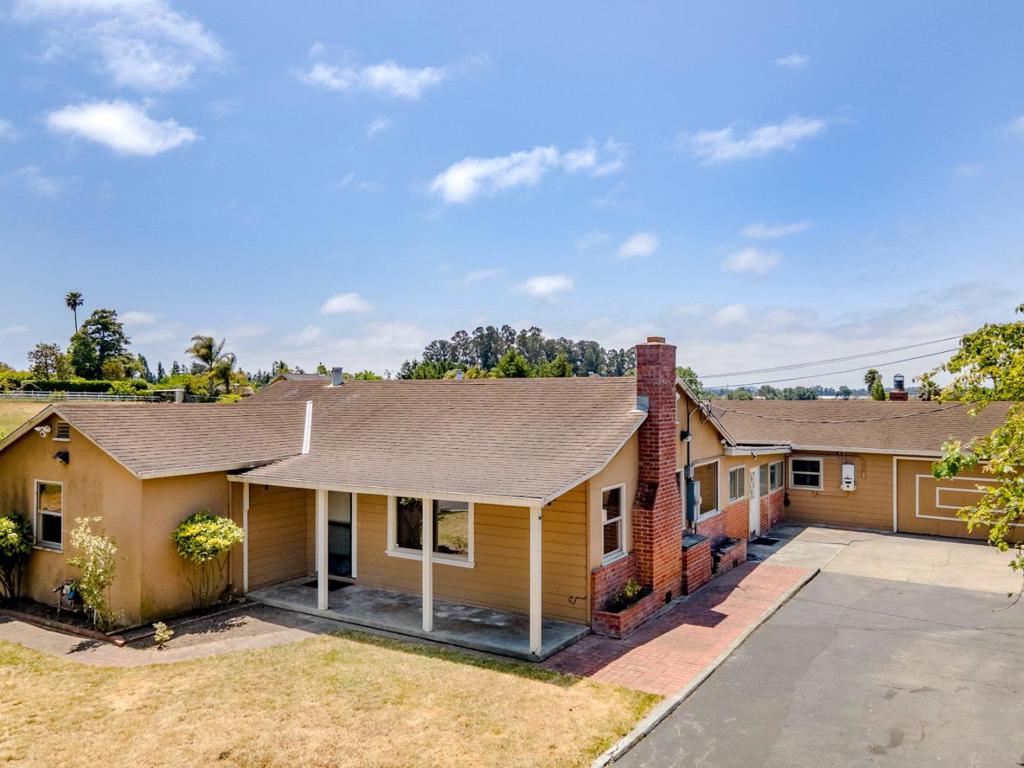 137 Whiting Road
