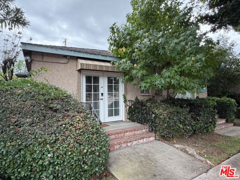 Photo of 4224 Overland Avenue, Culver City, CA 90230 (MLS # 26103788)