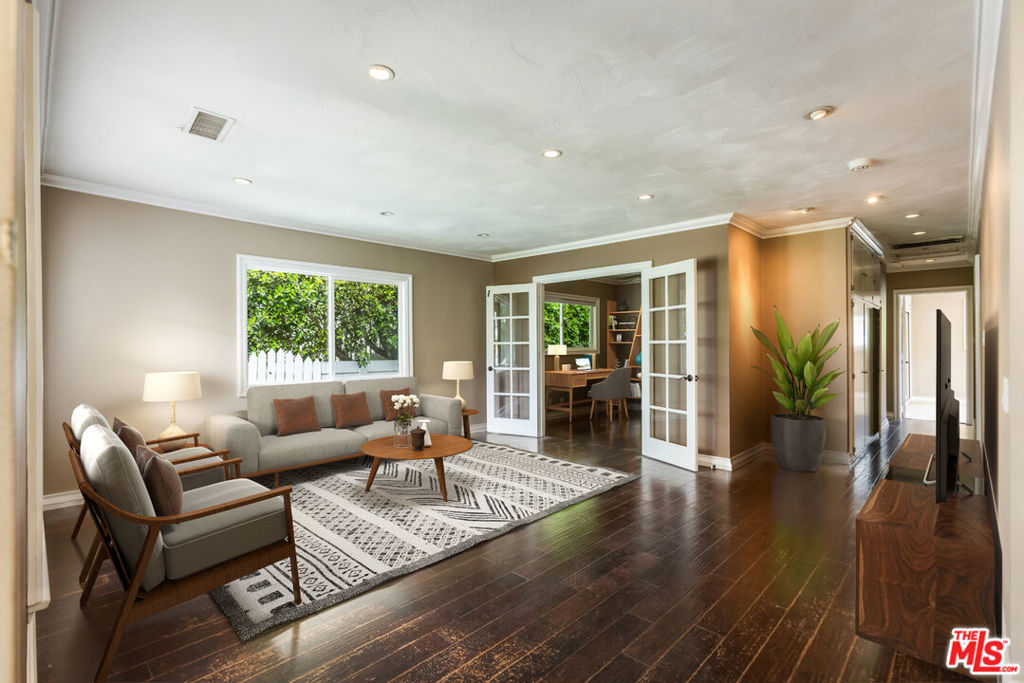 Properties 1 2465 Chiquita Lane
