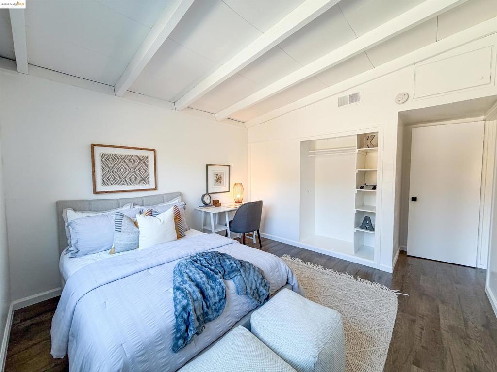 LEROY HEIGHTS - Residential
