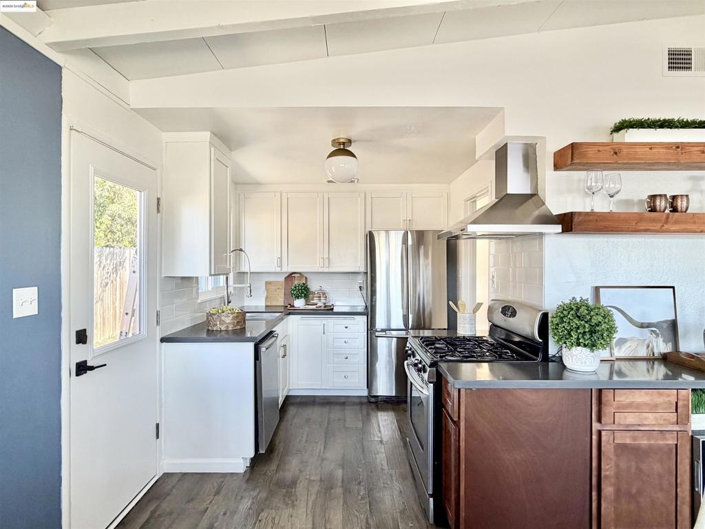 LEROY HEIGHTS - Residential