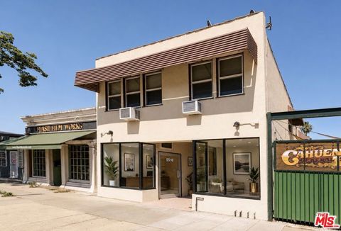 Photo of 5516 1/2 N Cahuenga Boulevard, North Hollywood, CA 91601 (MLS # 26853859)