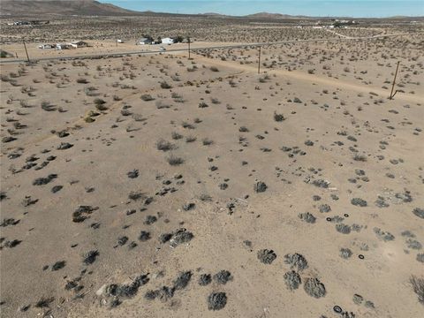 Photo of 0 Stoodard Wells Road, Apple Valley, CA 92307 (MLS # FR26054924)