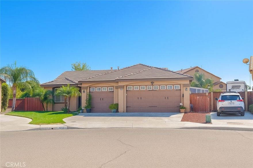 Wonderfully Nestled in a Cul-de sac neighborhood, this 3bedroom 2 bathroom San Jacinto home is priced to sell fast! This home offers plenty of open space, with a large backyard that includes two separate dog runs plus plenty of additional space ready for a potential pool addition. Bonus Room included; garage converted into a bedroom w/ AC connection (No Permit).
