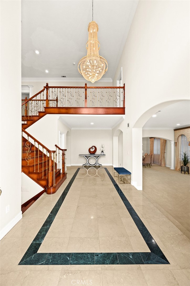 2832 Oak Knoll Drive