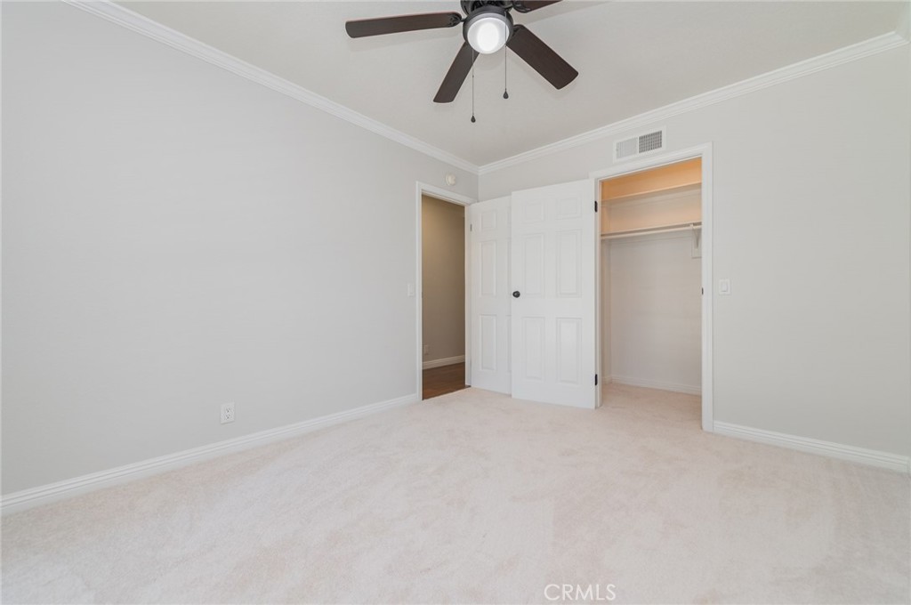 411 Champlain Dr