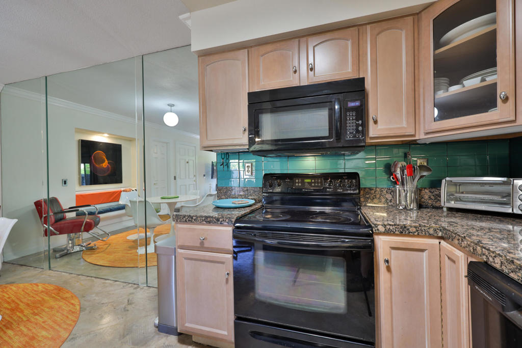 Sunrise Palms - Residential Lease