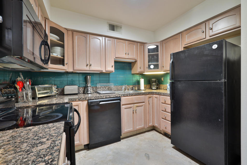 Sunrise Palms - Residential Lease