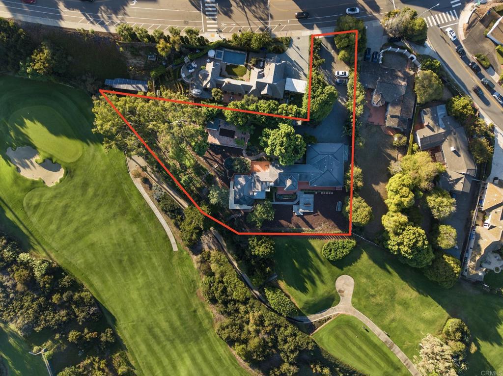 1402 W Muirlands Drive