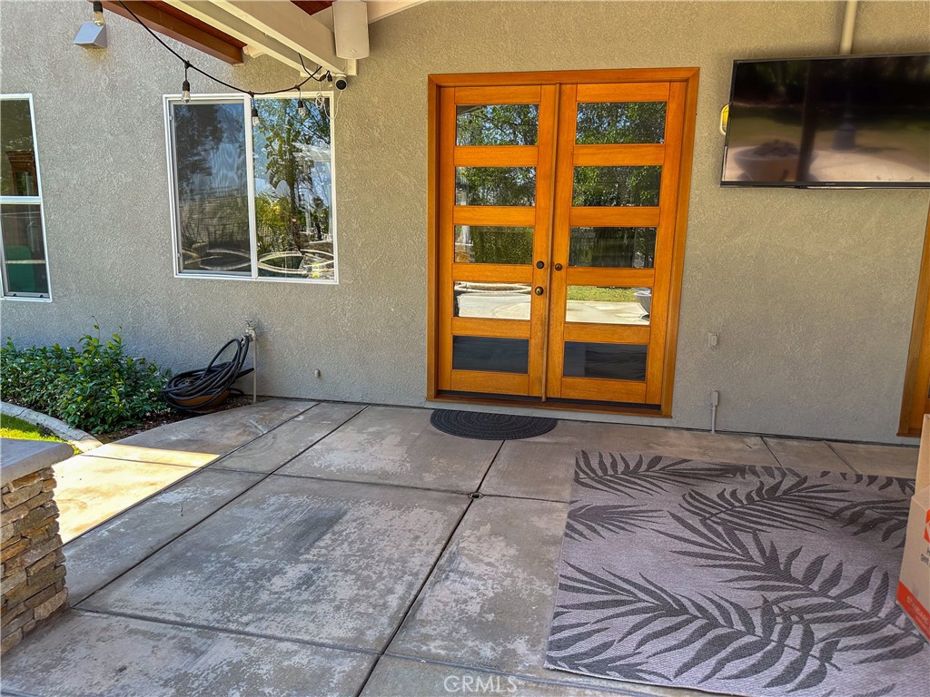 1073 Peter Christian Circle