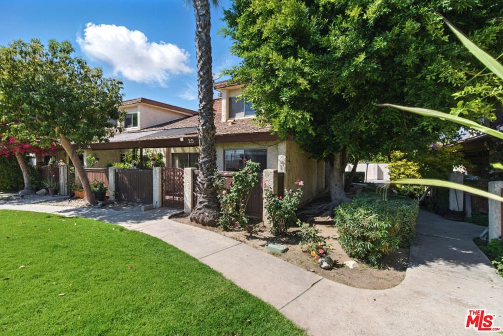 8333 Columbus Avenue 25