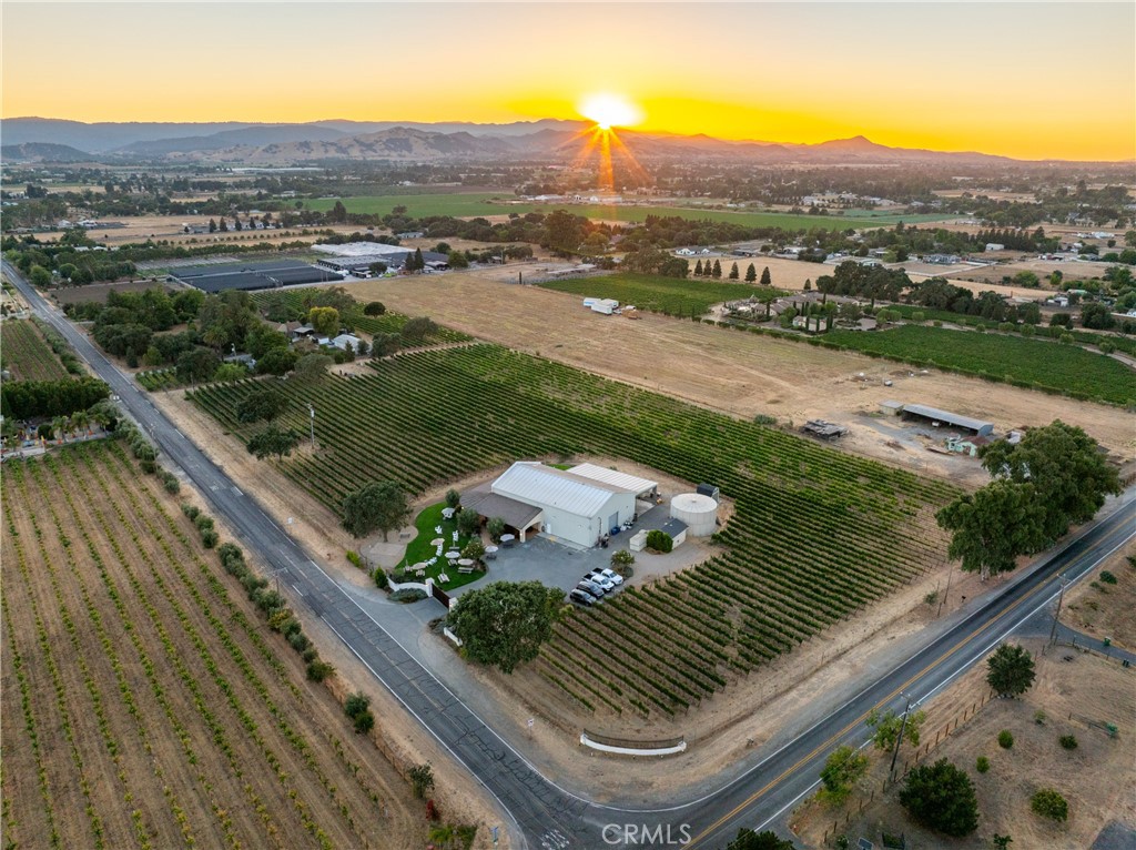 2143 Buena Vista Avenue