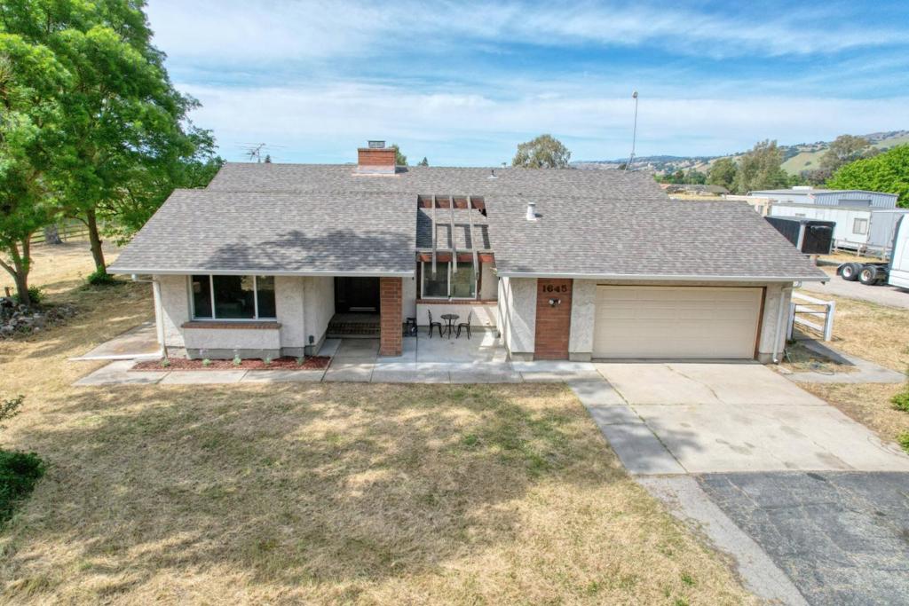 1645 Eberts Drive
