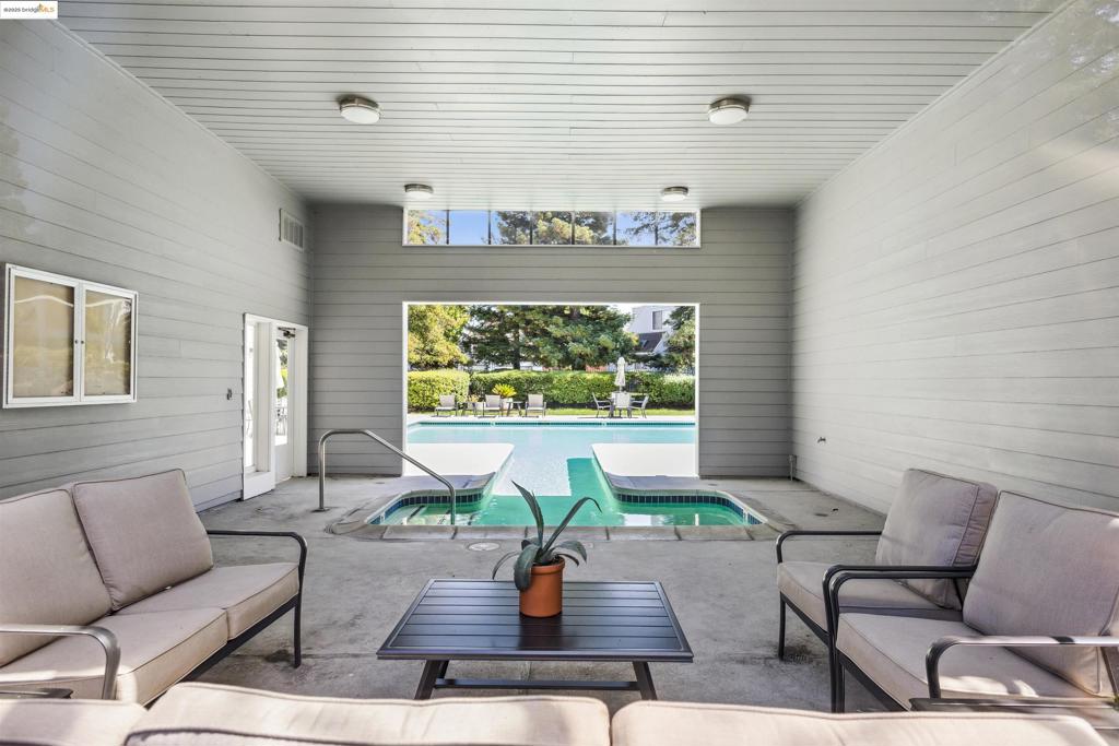 VALLEY PARK - Residential