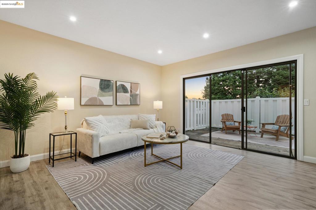 VALLEY PARK - Residential