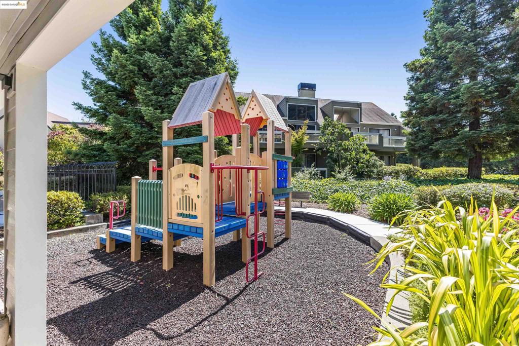 VALLEY PARK - Residential