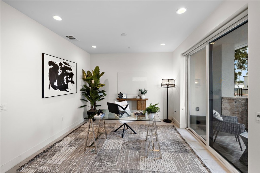 645 W 17th Street