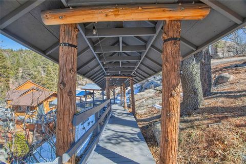 Photo of 33141 Big Bear Lake Rd, Running Springs, CA 92382 (MLS # IG26078161)