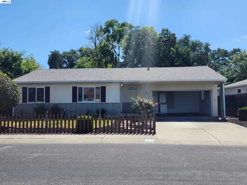 MLS: 41131326