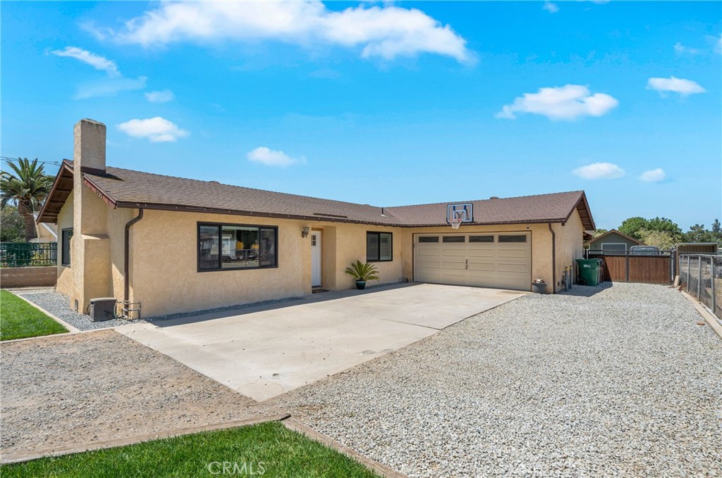 2830 Valley View
