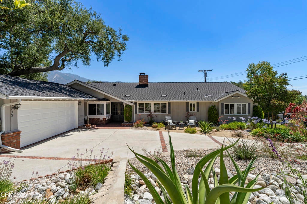 3900 Ferntree Place, Glendale CA 91214