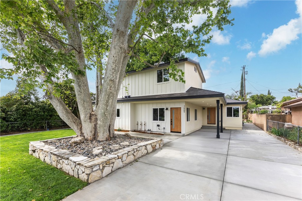 Discover this brand-new, sleek, and modern, gated property located on a quiet street in Winnetka. A striking sycamore tree graces the front yard, adding charm to this exceptional investment opportunity. Offering great rental income potential, this property features three separate units, each thoughtfully designed with contemporary finishes , such as luxury plank vinyl flooring, quartz countertops, custom tiled bathrooms and recessed lighting. Each unit includes an oven range, microwave oven, dishwasher, refrigerator and stackable washer dryer
3 bedrooms, 2 baths, approx. 1,341 sq. ft. The home has an attached covered patio and grassy yard with mature trees, BBQ area and firepit