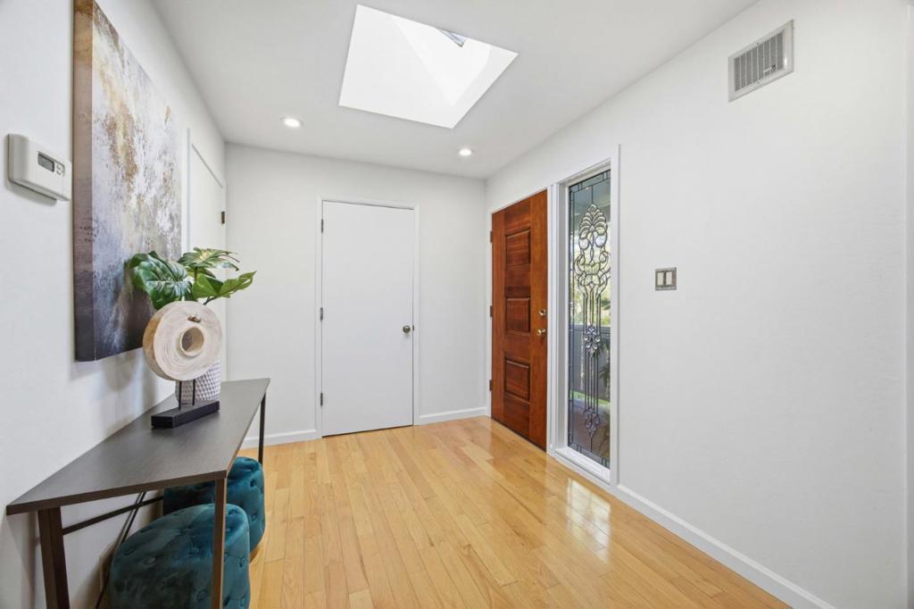 135 Dolton Avenue