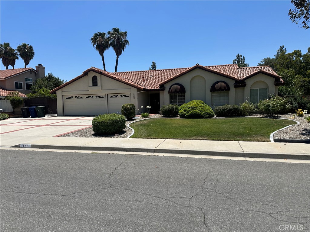 165 Cottonwood Avenue