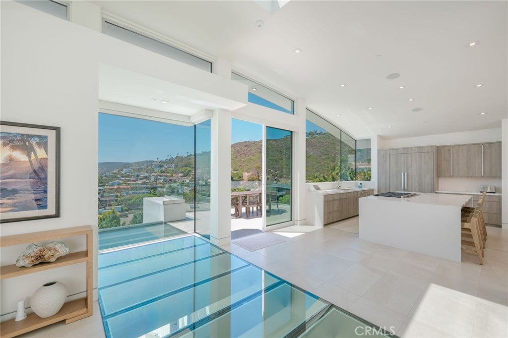 640 Temple Hills Drive, Laguna Beach CA 92651 - Photo 12