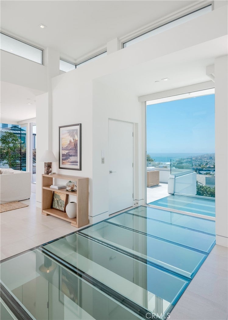 640 Temple Hills Drive, Laguna Beach CA 92651 - Photo 7
