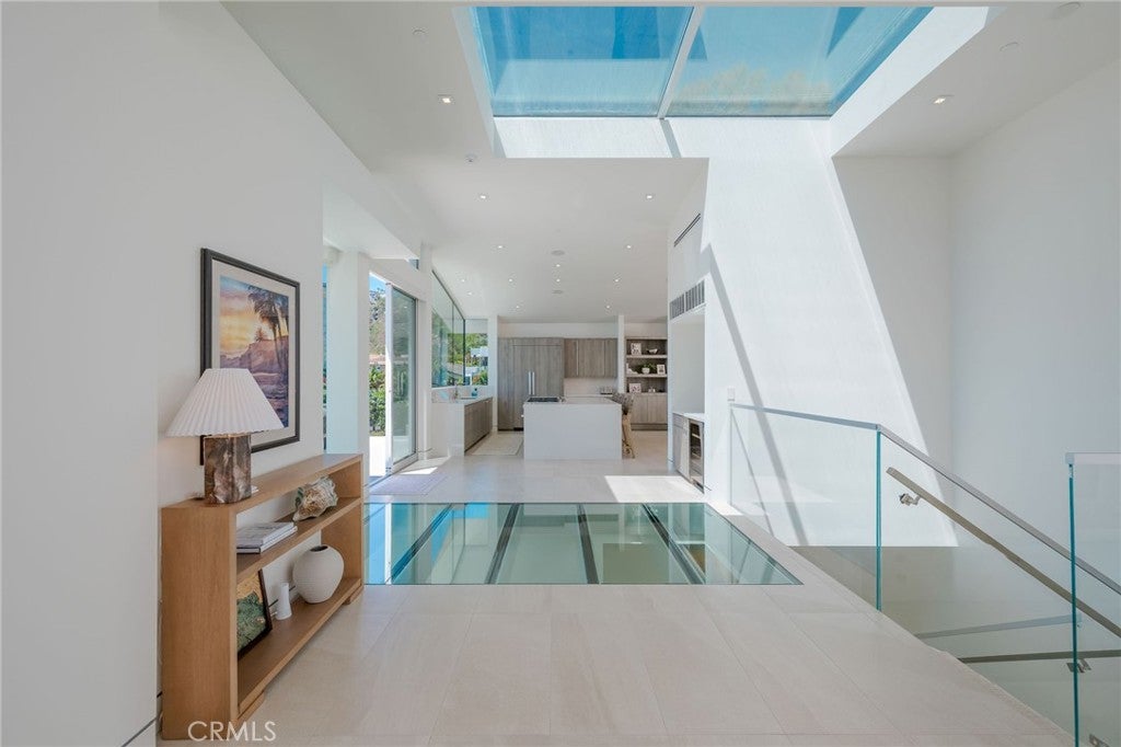 640 Temple Hills Drive, Laguna Beach CA 92651 - Photo 16