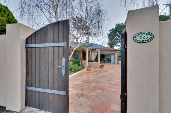 Private estate on approximately one acre of lushly landscaped grounds. Situated in central Belmont, this lease offering provides a tranquil lifestyle plus convenient location to the mid-Peninsula's many urban activities; outdoor trails; Cal-Train transport; stores, cafes & restaurants; & local commute routes (especially close proximity to Highways 92 and 280). A separate guest house, of approx 775 sf, features a full kitchen, bathroom, living room & bedroom. Gardener & pool service included. Must See!