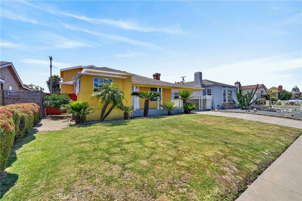 720 W 108th