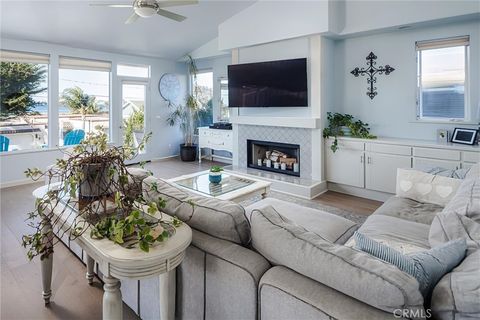 Tiny photo for 2560 Juniper Ave, Morro Bay, CA 93442 (MLS # PI25279924)