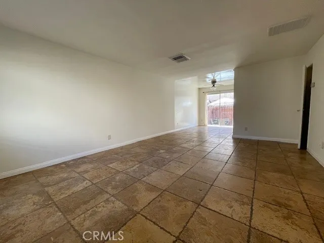 Northridge, California 91325, United States, 2 Bedrooms Bedrooms, ,2 BathroomsBathrooms,Residential,Active,247507